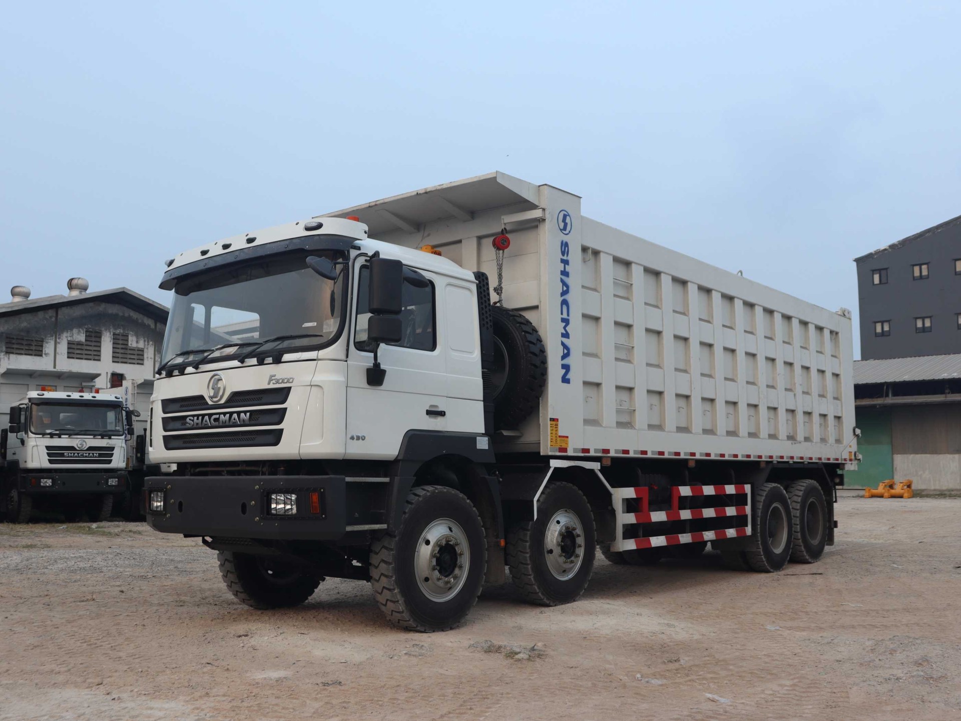 Shacman F3000 - Putih New